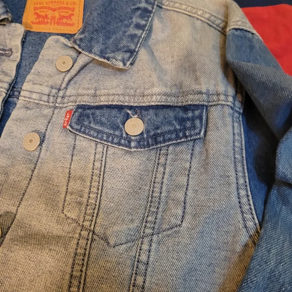 LEVI'S 2 Tone Kid's Denim Jacket! BNWT!